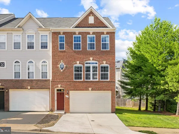 25 Hunting Creek Ln, Stafford, VA 22556