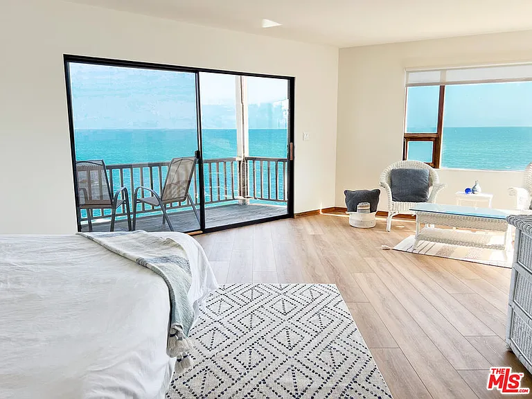 24150 Malibu Rd — Photo 20