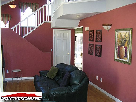 3rd image of 521 S Marigold Ln