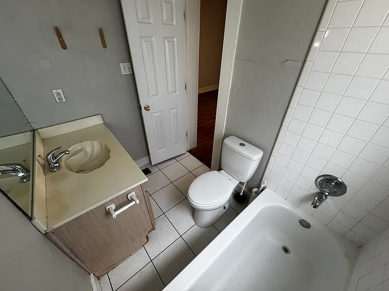 5321 Reiger Ave #3 — Photo 7
