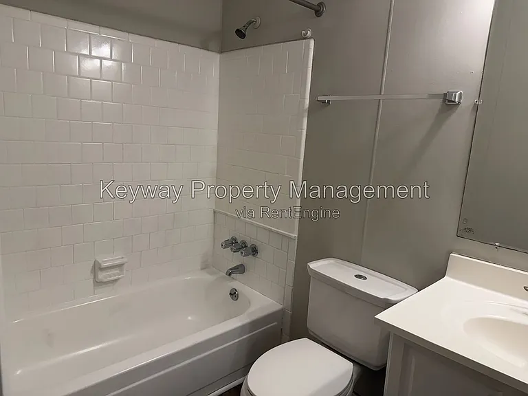 2204 Sandra Ct — Photo 14