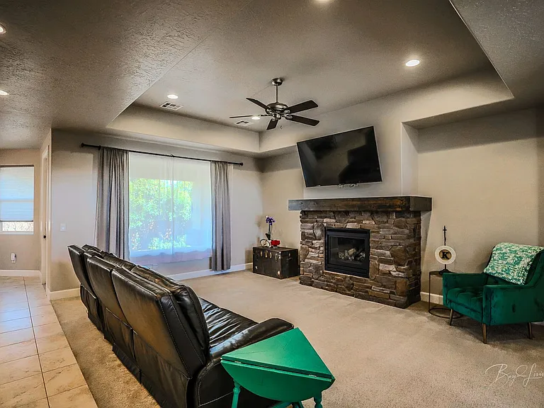 3035 E 2805 South Cir — Photo 17