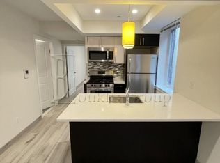 30-60 38th St #3F, Astoria, NY 11103