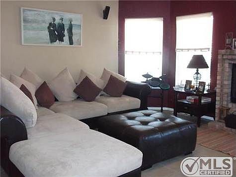 2nd image of 5616 W Valley Cir