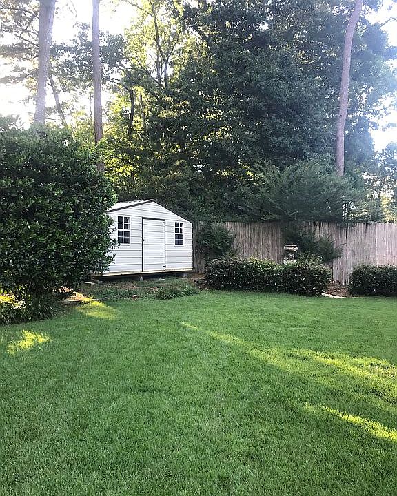 2nd image of 872 Verdi Way