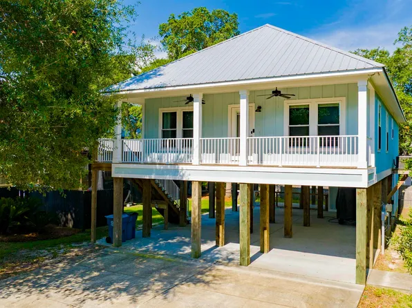 5607 Gulf Ave, Orange Beach, AL 36561