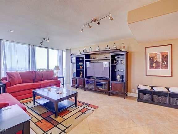 2nd image of 3111 Bel Air Dr Unit 9B