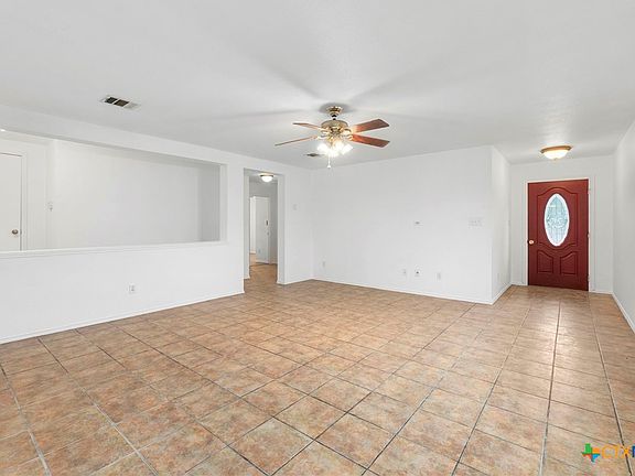 5th image of 620 Waterleaf Blvd