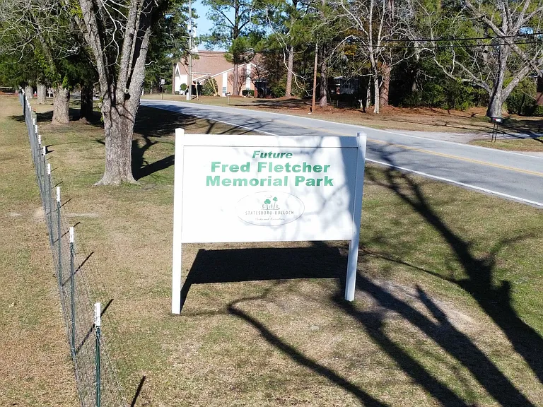 414 Zetterower Rd #B — Photo 14