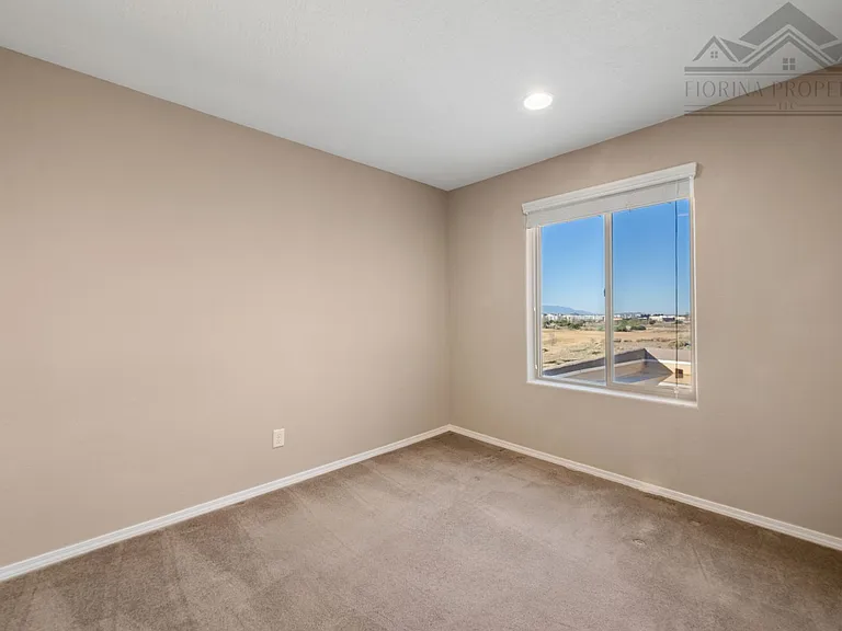 4650 Rail Runner Rd — Photo 20