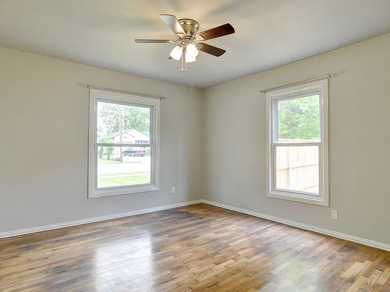4024 Winfield Ave — Photo 18