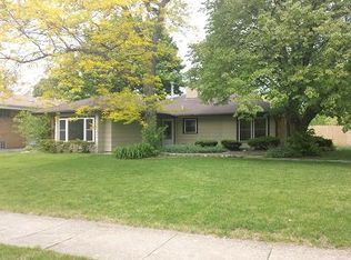 2023 Vardon Ln, Flossmoor, IL 60422