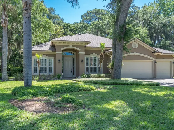 681 Spanish Way E, Fernandina Beach, FL 32034