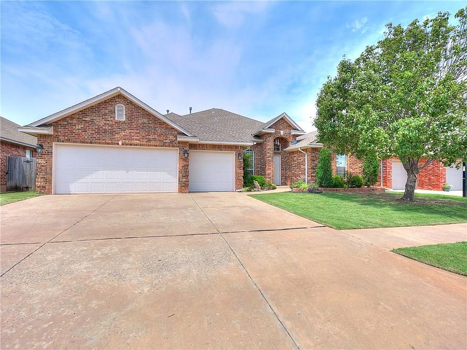 1st image of 15613 Vicki Dr