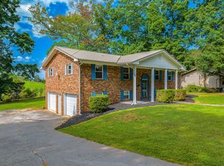 1620 Lake Park Cir, Morristown, TN 37814