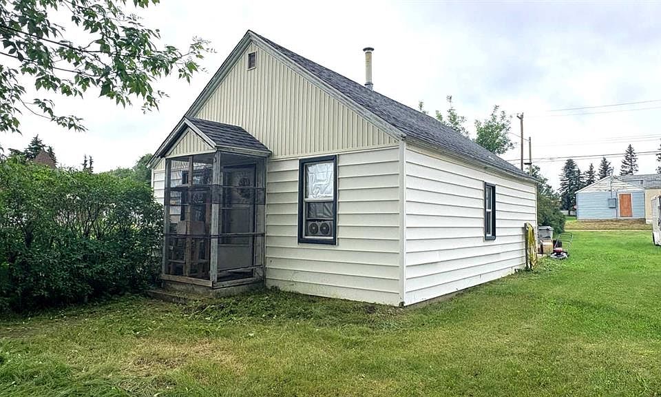 1st image of 602 S 5th Ave