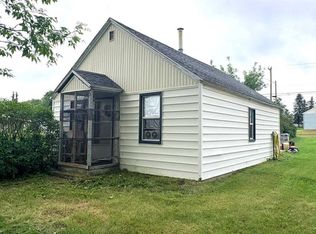 602 S 5th Ave, Wainwright, AB T9W 1B1