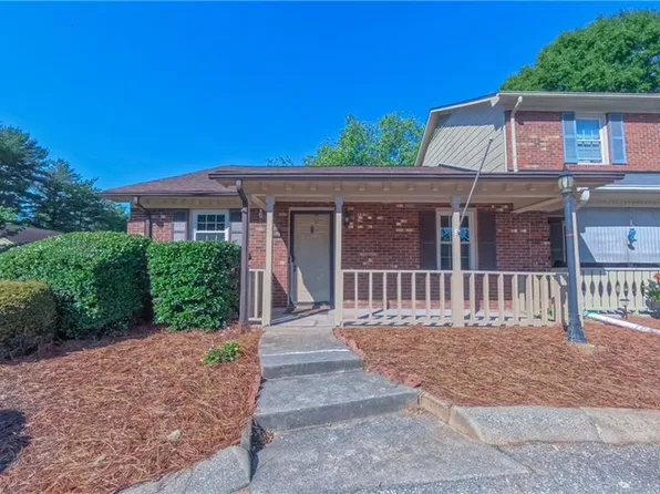 3128 Burke Mill Ct, Winston Salem, NC 27103