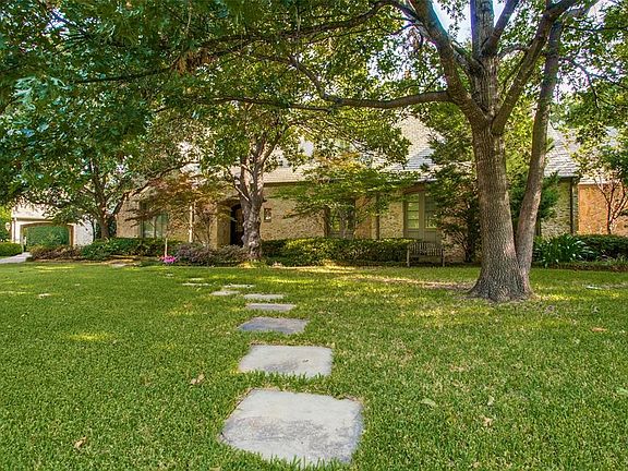 3rd image of 4648 Arcady Ave