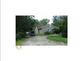6107 Whitmore Lake Rd, Ann Arbor, MI 48189