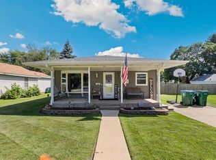 306 E 9th St, Rock Falls, IL 61071