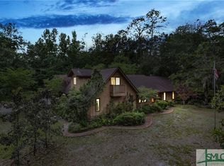 304 Lakeview Dr, Hinesville, GA 31313