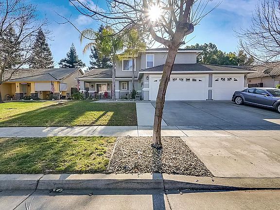 2nd image of 2052 Gold River Dr