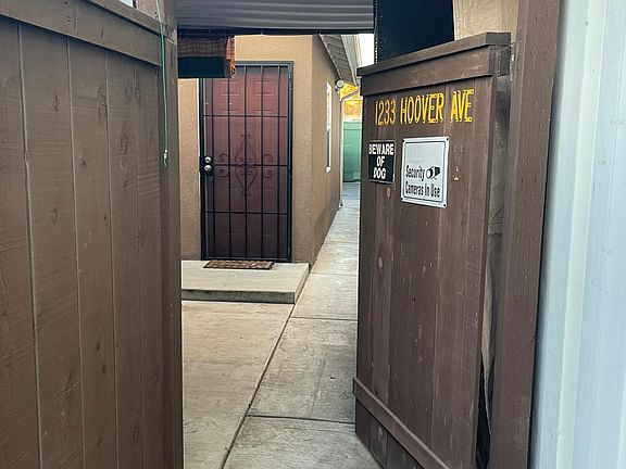2nd image of 1231 Hoover Ave
