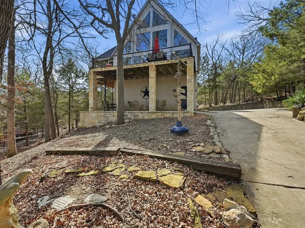 102 Hacienda Dr, Pottsboro, TX 75076