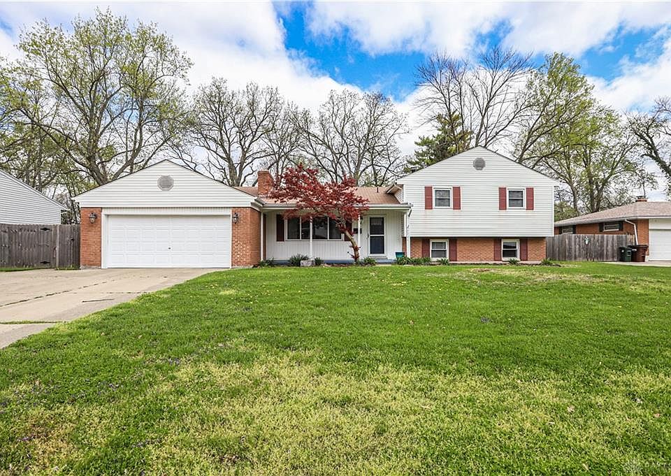 1st image of 2701 Meadow Park Dr