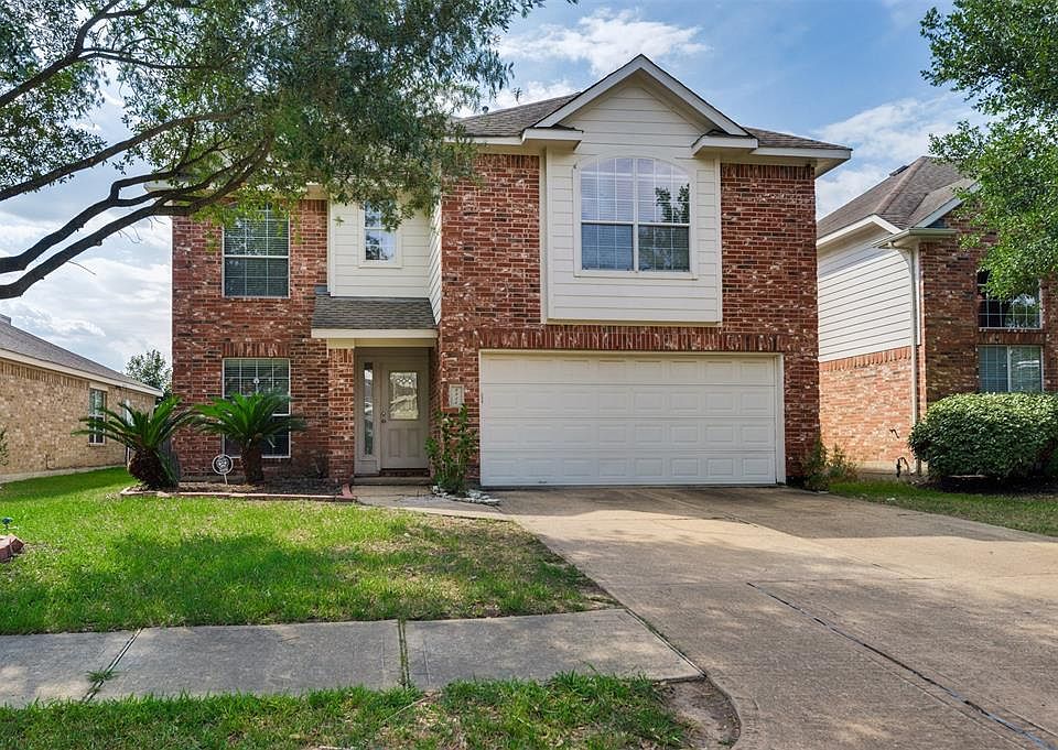 1st image of 9931 Driftwood Park Dr