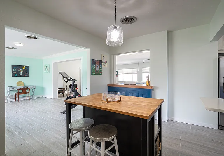 1116 Berwyn Rd — Photo 8