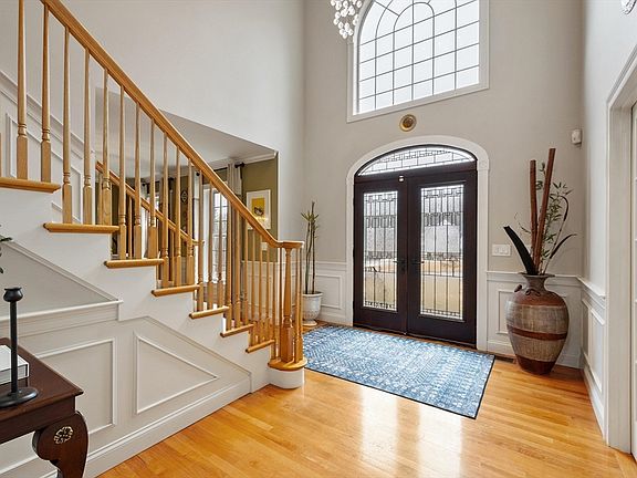 2nd image of 15 Appleton Rd