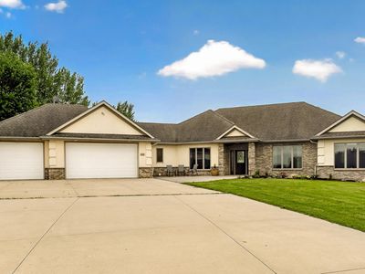 8594 Gossman Ln NW, Rochester, MN, 55901
