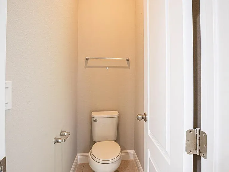 9233 Smithies St — Photo 22