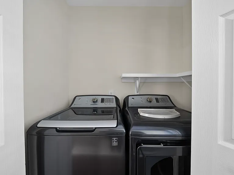 8324 Bellingham Cir — Photo 12