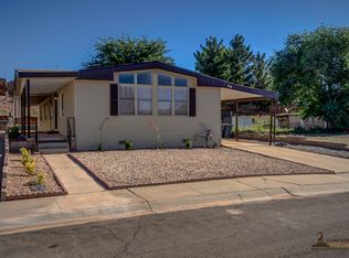 433 E Angie Ln, Washington, UT 84780