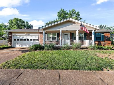802 Wild Hickory Ln, Ballwin, MO, 63021