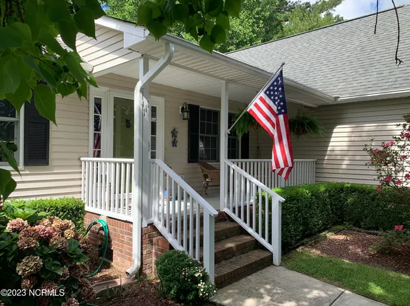 111 Geneva Road, New Bern, NC 28562