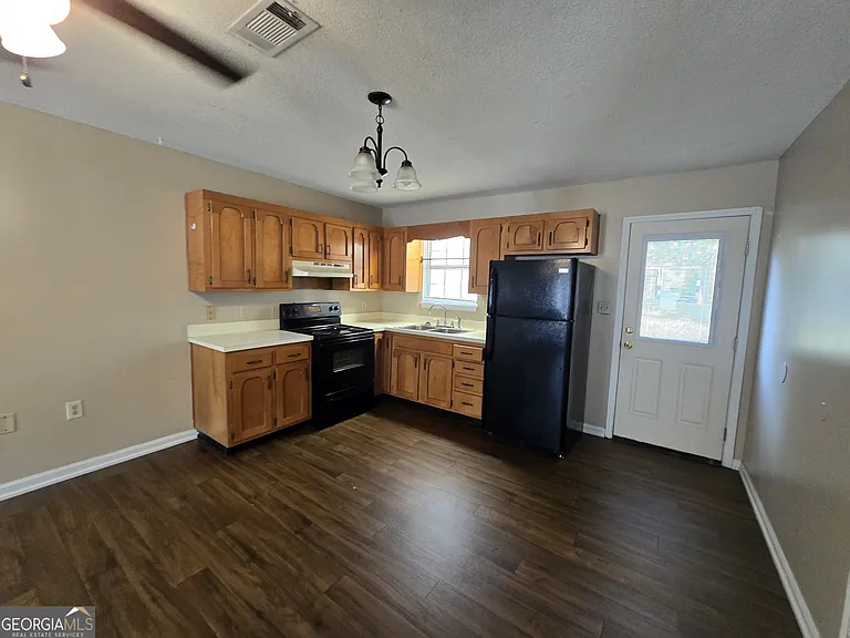 403 E Lawnwood Ave — Photo 12