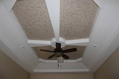 4th image of 4433 Wisteria Ave