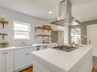 3516 Moore St, Houston, TX 77009