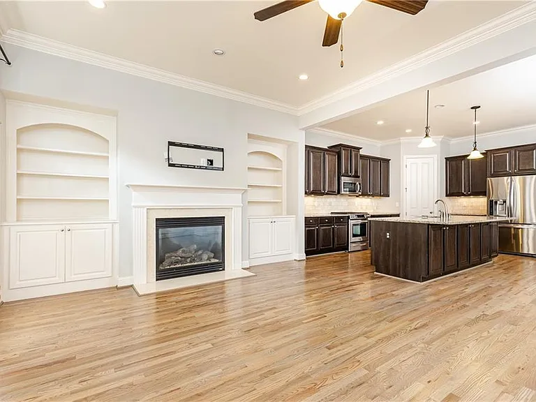 3664 Brookhaven Manor Xing NE — Photo 18