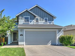 2994 NE Red Oak Dr, Bend, OR 97701