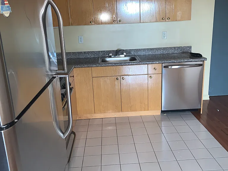 12 Brooklyn Ave #505 — Photo 8