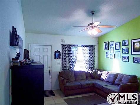 4th image of 3812 Tierra Aries Pl