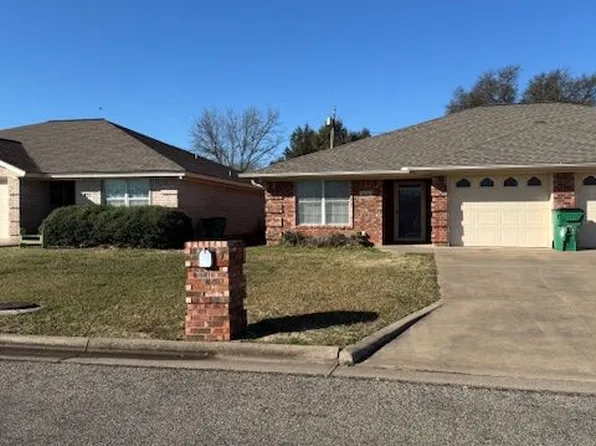 1808 N Paddock St, Stephenville, TX 76401
