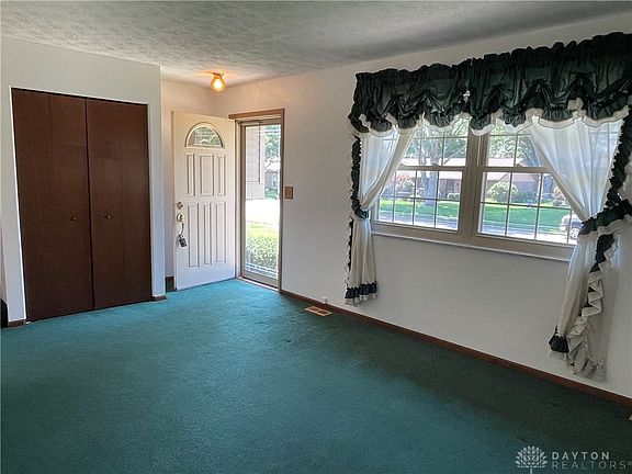 3rd image of 1217 Northbrook Ln