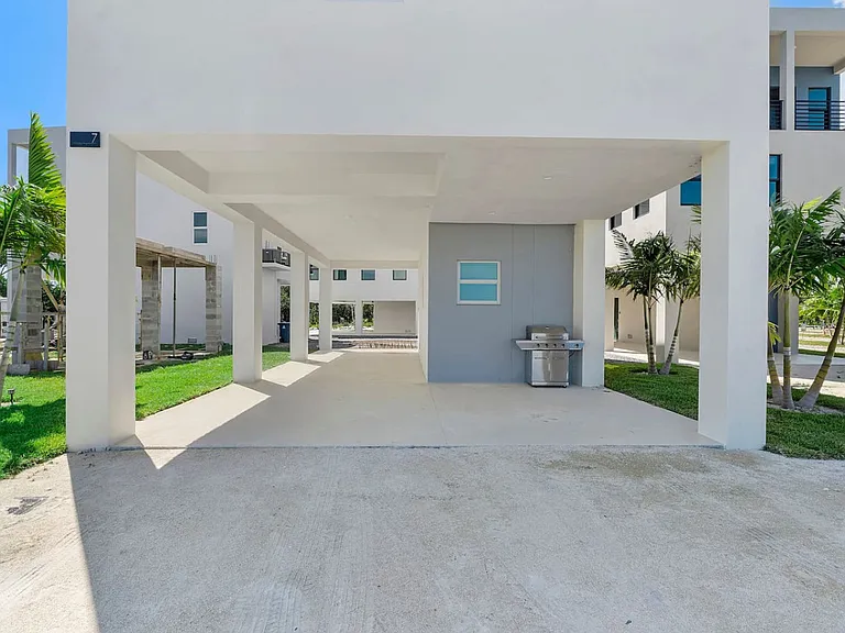 99 Seaside Ave #ID1369659P — Photo 23