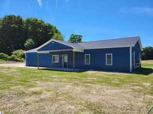 556 S Eldridge Rd, Benzonia, MI 49616